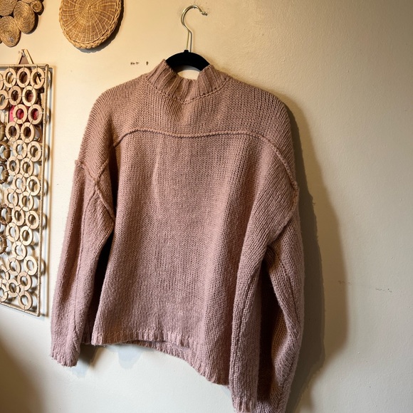 Aritzia dress forum large acrylic pink crew sweater… - Picture 6 of 6